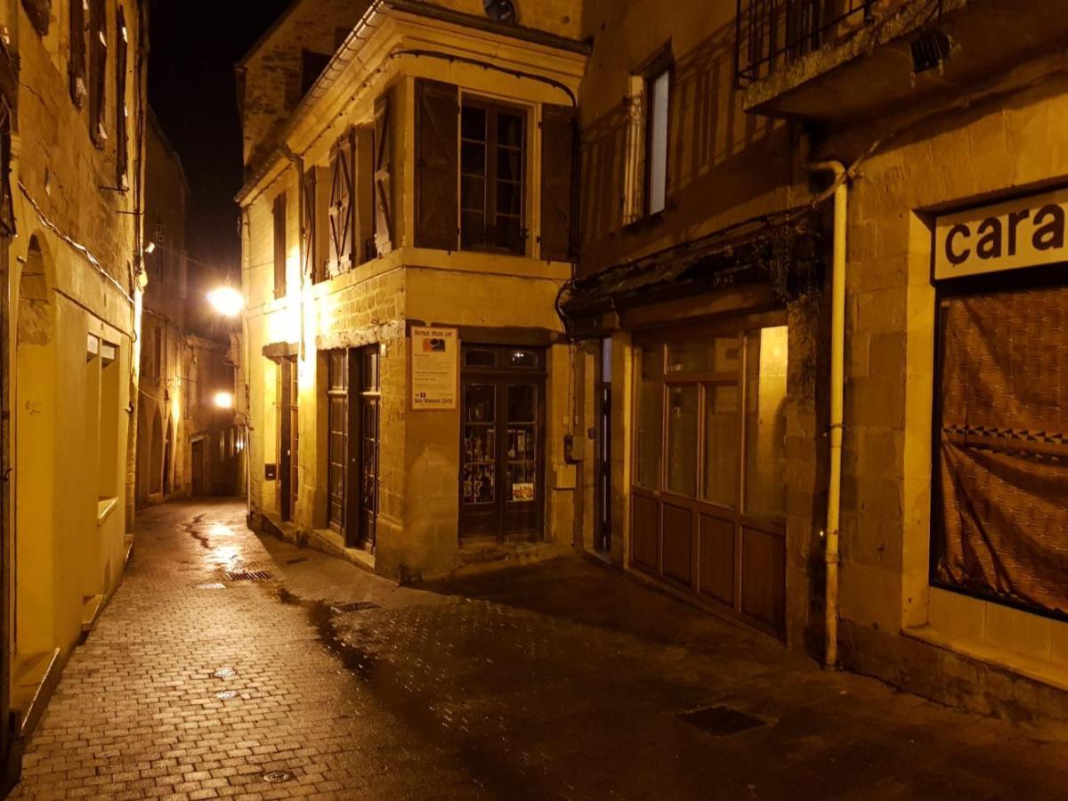 Maison De Caractere Au Coeur De La Cite Medievale De Gourdon エクステリア 写真