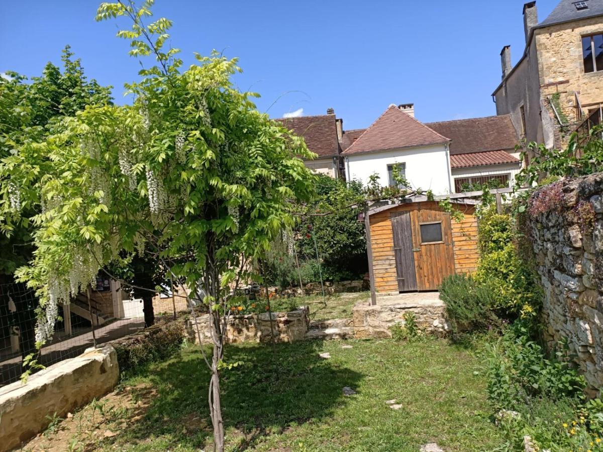 Maison De Caractere Au Coeur De La Cite Medievale De Gourdon エクステリア 写真