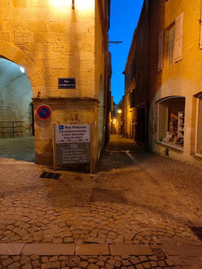 Maison De Caractere Au Coeur De La Cite Medievale De Gourdon エクステリア 写真